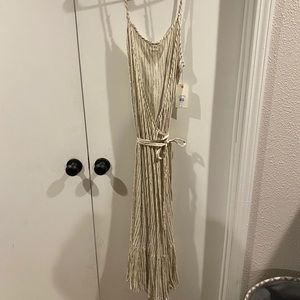 Brand new Billabong wrap dress